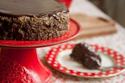 הבלוג של לייזה פאנלים | יומן מטבח קטן של עקרת בית גדולה | עוגת פרג שוקולד 1